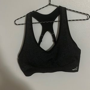 A sports bra (used)